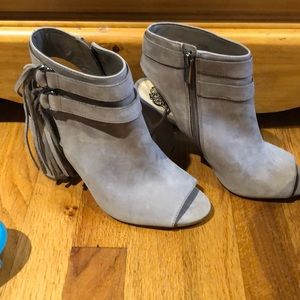 Vince camuto